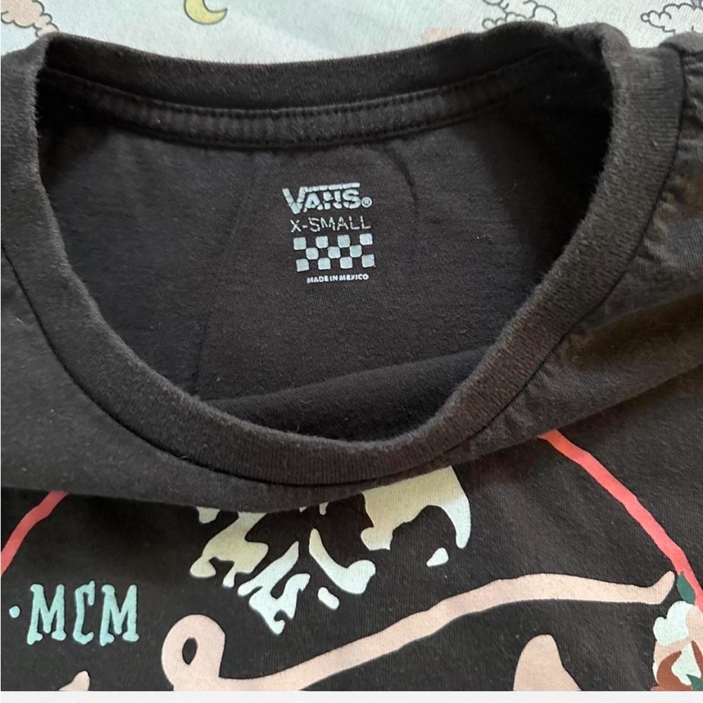 Vans Oversized Crop Top with Skull Logo - Picture 2 of 2